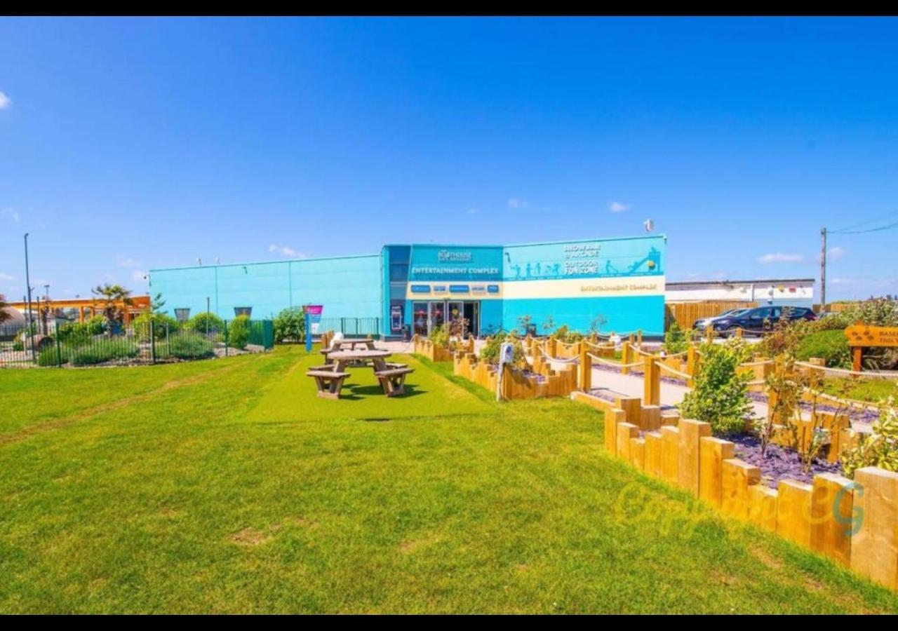 K90 - Chalet - Parkdean Resorts, Camber Sands Exterior foto